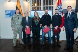 Šiū metų konkurso apdovanotieji ir konkurso organizatoriau. Alfredo Pliadžio nuotrauka